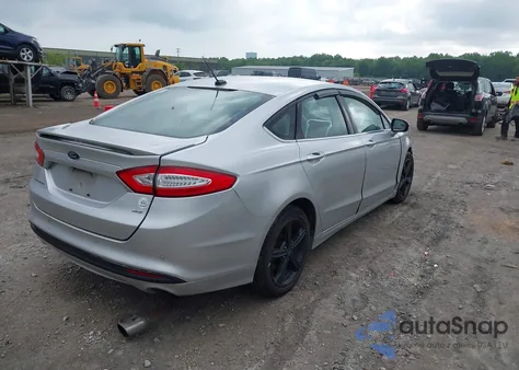 2016 Ford Fusion Se z USA, uszkodzony, nr VIN 3FA6P0H75GR242726